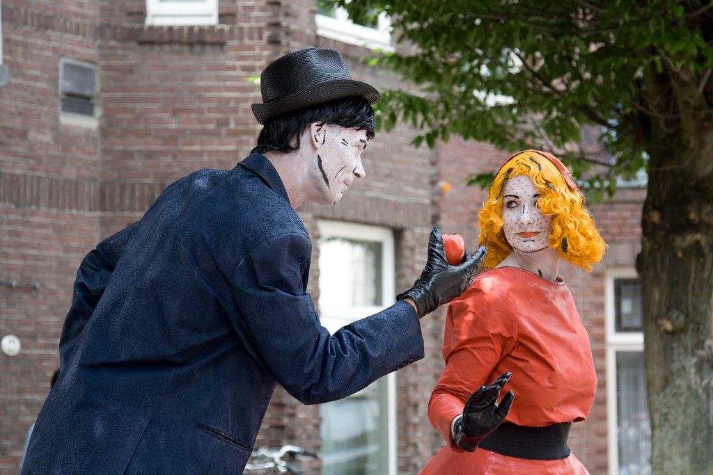 valkenburg living statue levend standbeeld evenement event festival festiviteit kunst art straatkunst streetart artiest beeld beeldhouwwerk